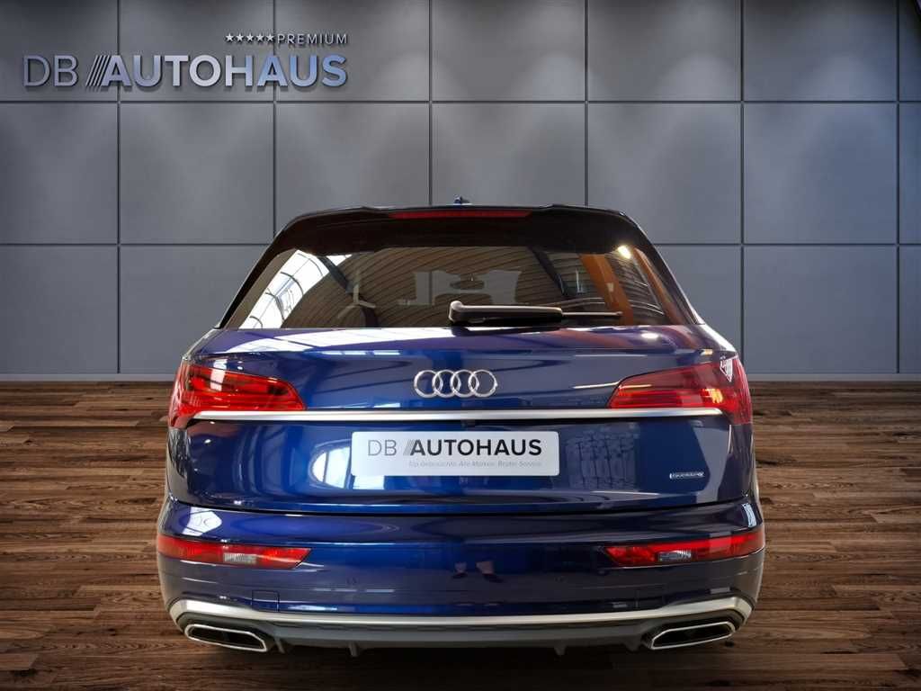 Audi Q5 2024 г. Синий, пробег 47831 км