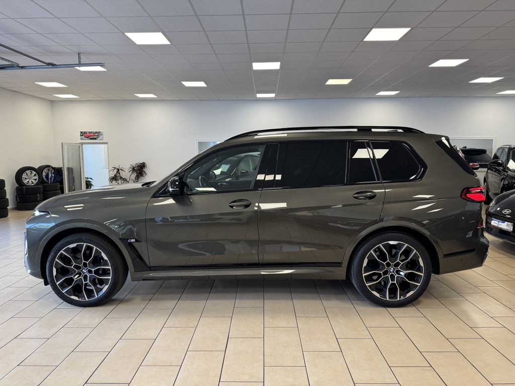 BMW X7 M60 2022 г. Зелёный, пробег 47285 км