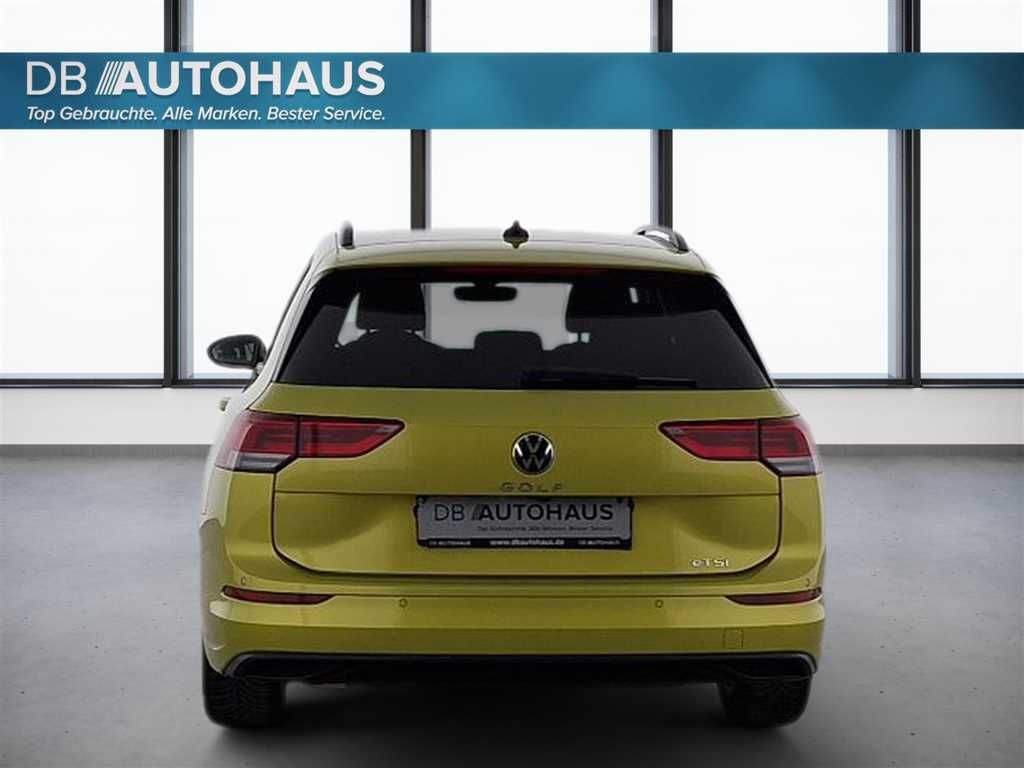 Volkswagen Golf 2024 г. Жёлтый, пробег 47282 км