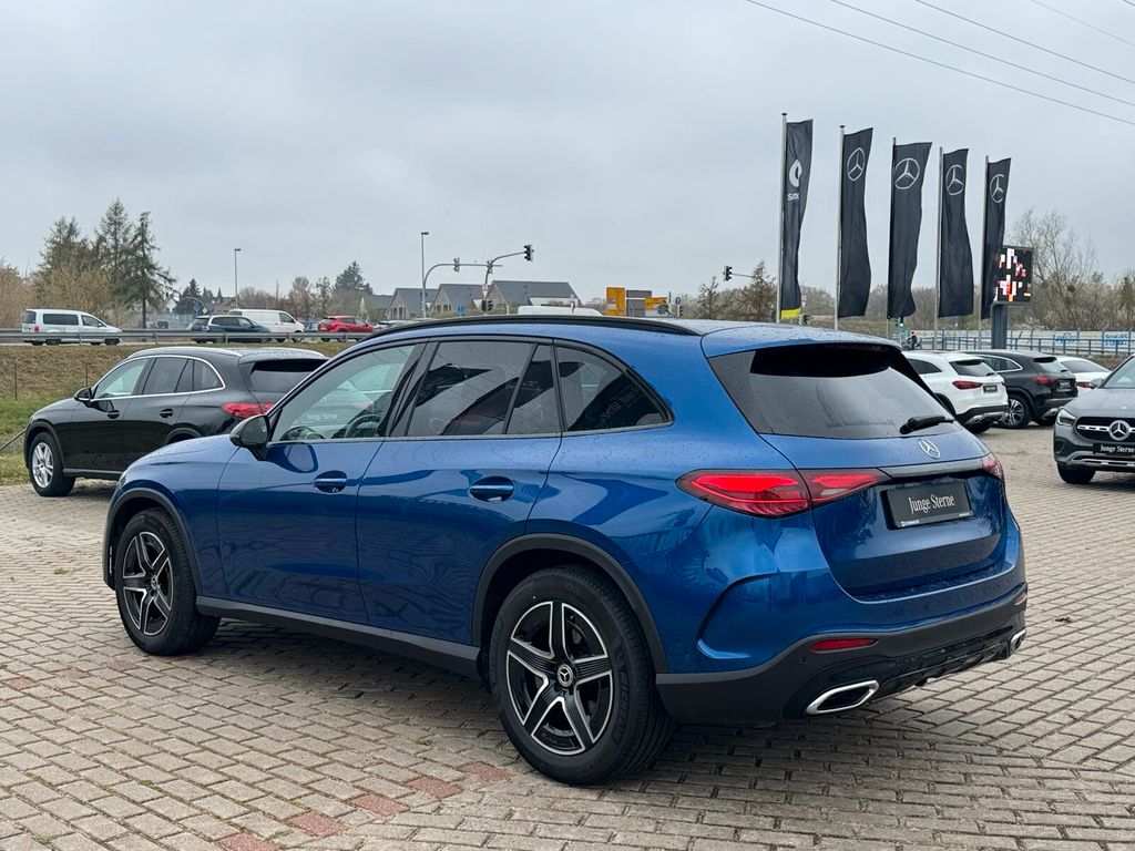 Mercedes-Benz GLC 300 2024 г. Синий, пробег 25202 км