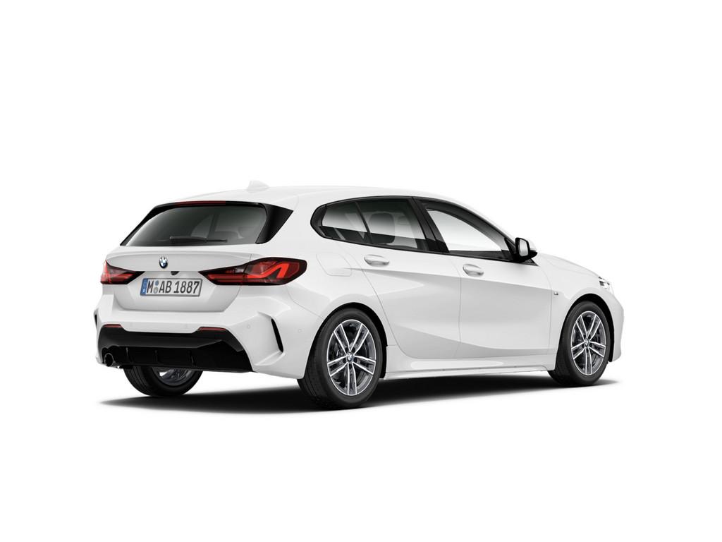 BMW 118 2023 г. Белый, пробег 49435 км