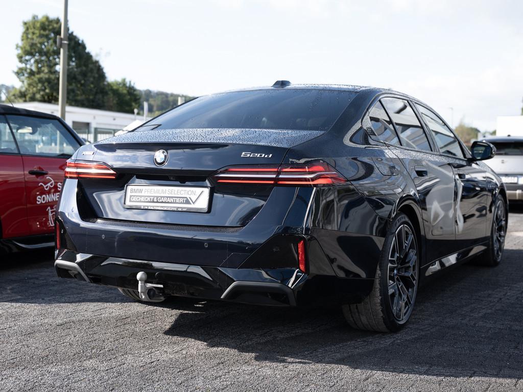 BMW 520 2025 г. Чёрный, пробег 25822 км