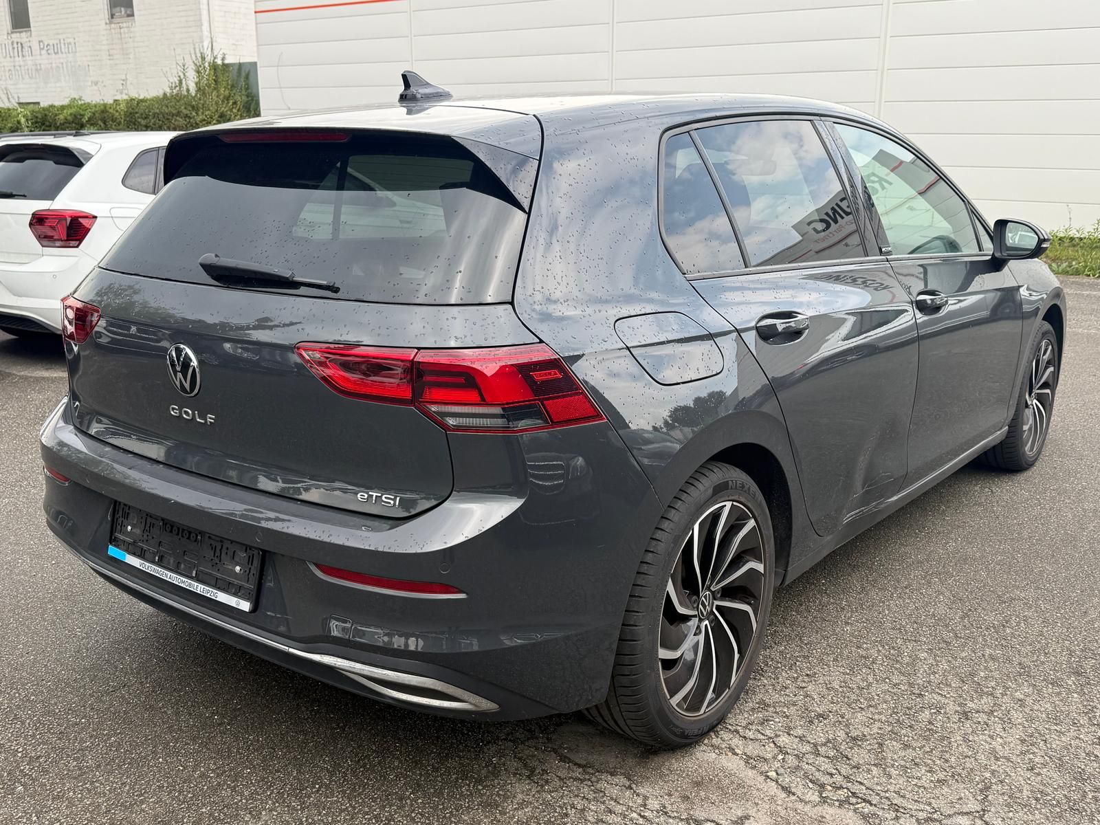 Volkswagen Golf 2022 г. Серый, пробег 54766 км