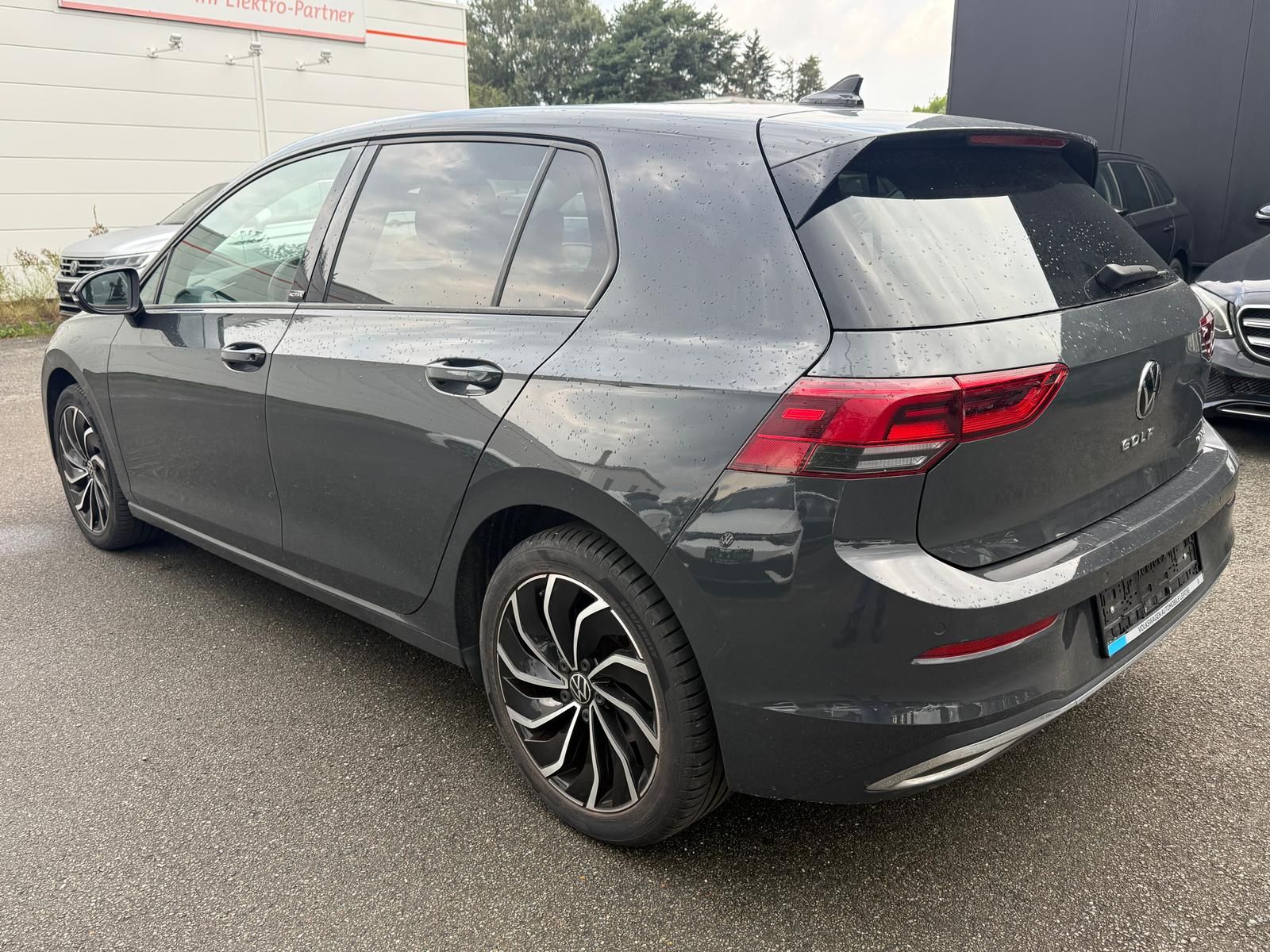 Volkswagen Golf 2022 г. Серый, пробег 54766 км