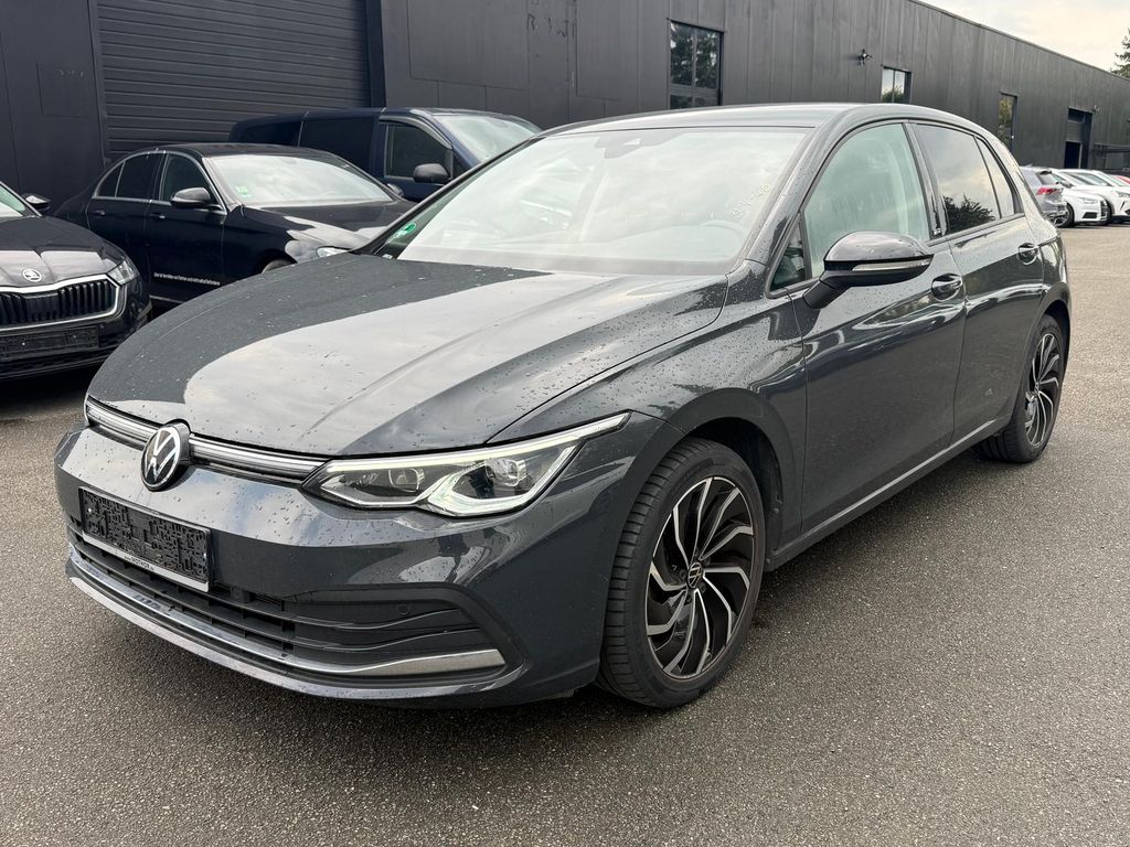 Volkswagen Golf 2022 г. Серый, пробег 54766 км