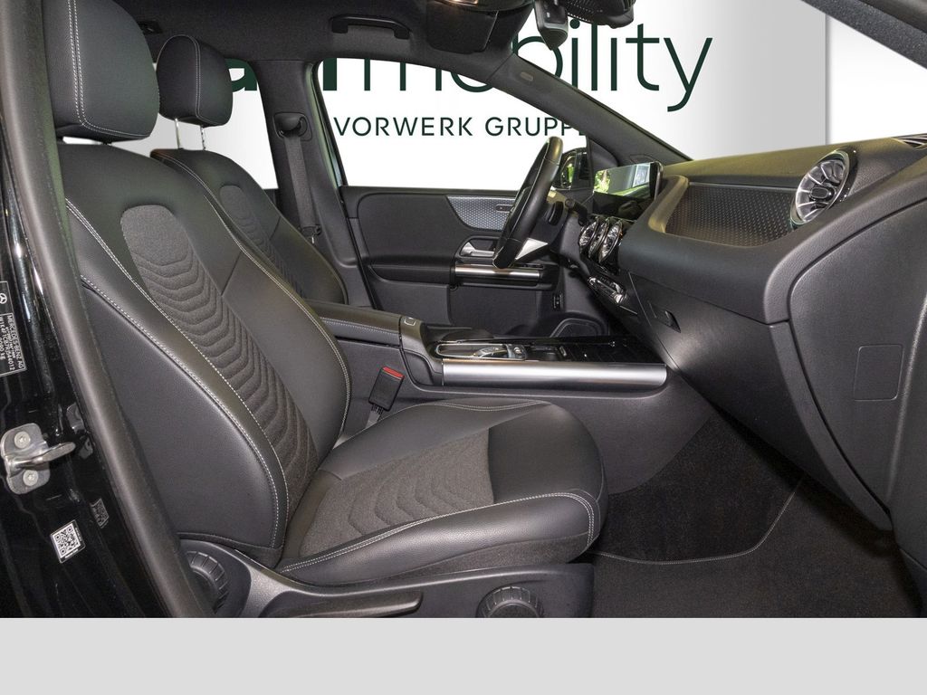 Mercedes-Benz B 200 2023 г. Чёрный, пробег 51269 км