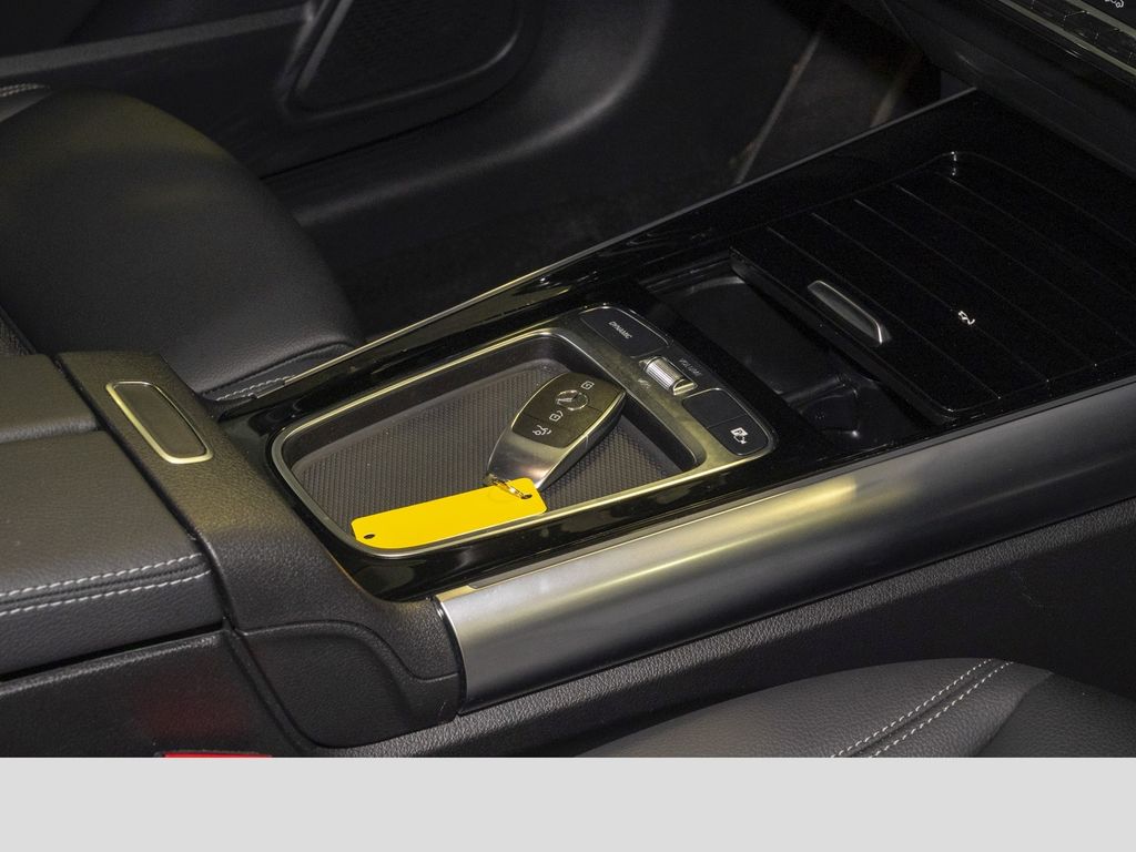 Mercedes-Benz B 200 2023 г. Чёрный, пробег 51269 км