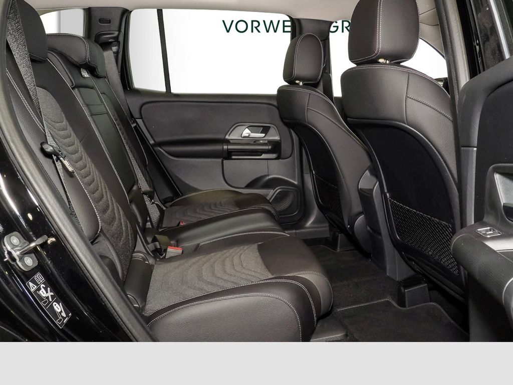Mercedes-Benz GLB 200 2025 г. Чёрный, пробег 43404 км