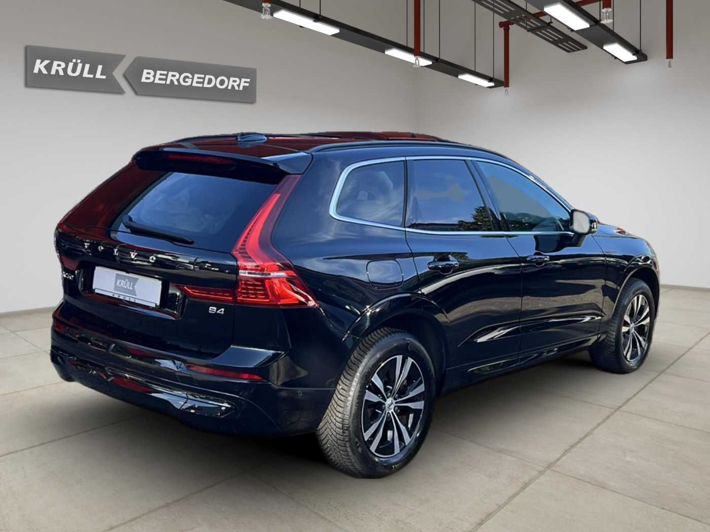 Volvo XC60 2022 г. Чёрный, пробег 47225 км