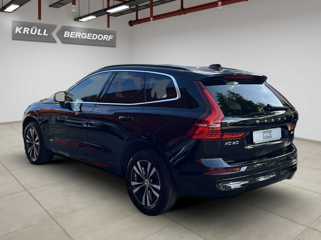 Volvo XC60 2022 г. Чёрный, пробег 47225 км