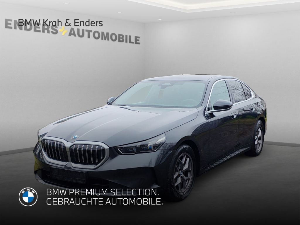 BMW 520 2024 г. Серый, пробег 52900 км