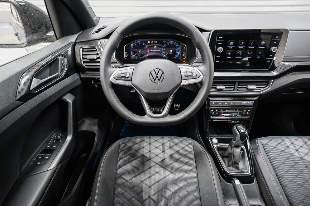 Volkswagen T-Cross 2026 г. Чёрный, пробег 20 км
