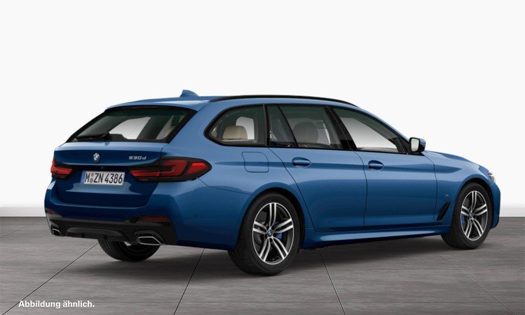 BMW 530 2023 г. Синий, пробег 44140 км