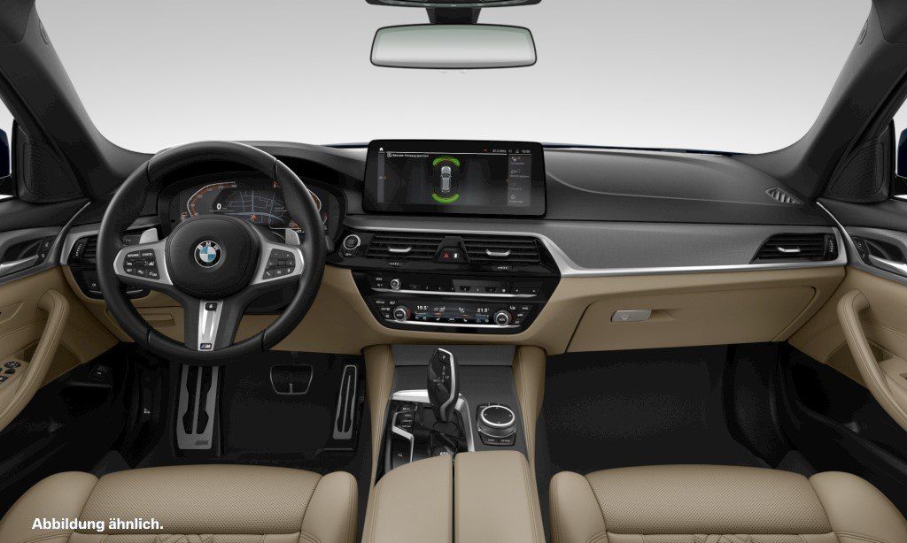 BMW 530 2023 г. Синий, пробег 44140 км