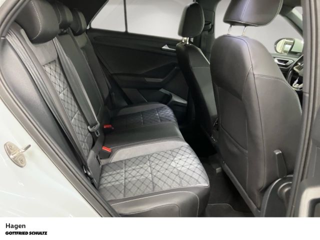 Volkswagen T-Roc 2023 г. Белый, пробег 26885 км