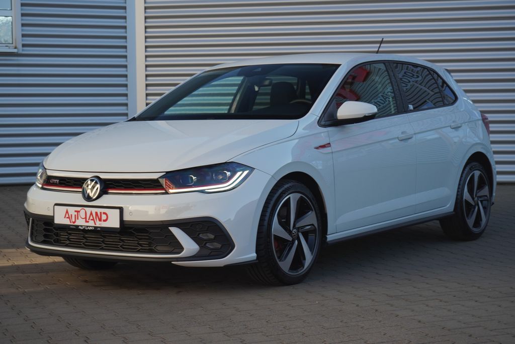 Volkswagen Polo 2024 г. Белый, пробег 40871 км