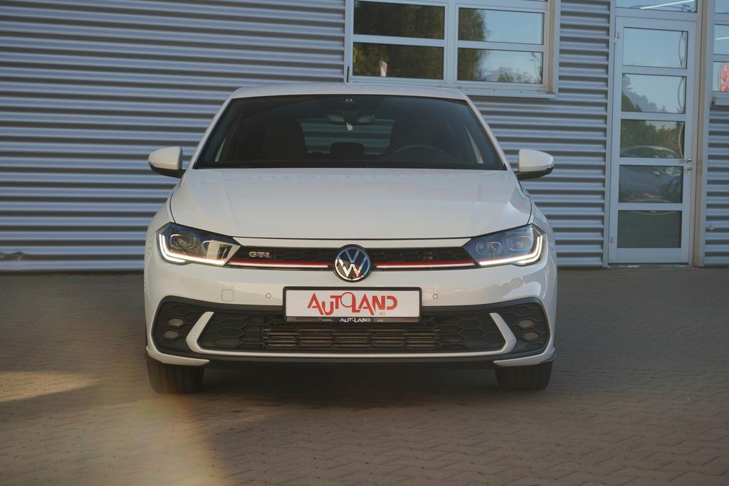 Volkswagen Polo 2024 г. Белый, пробег 40871 км