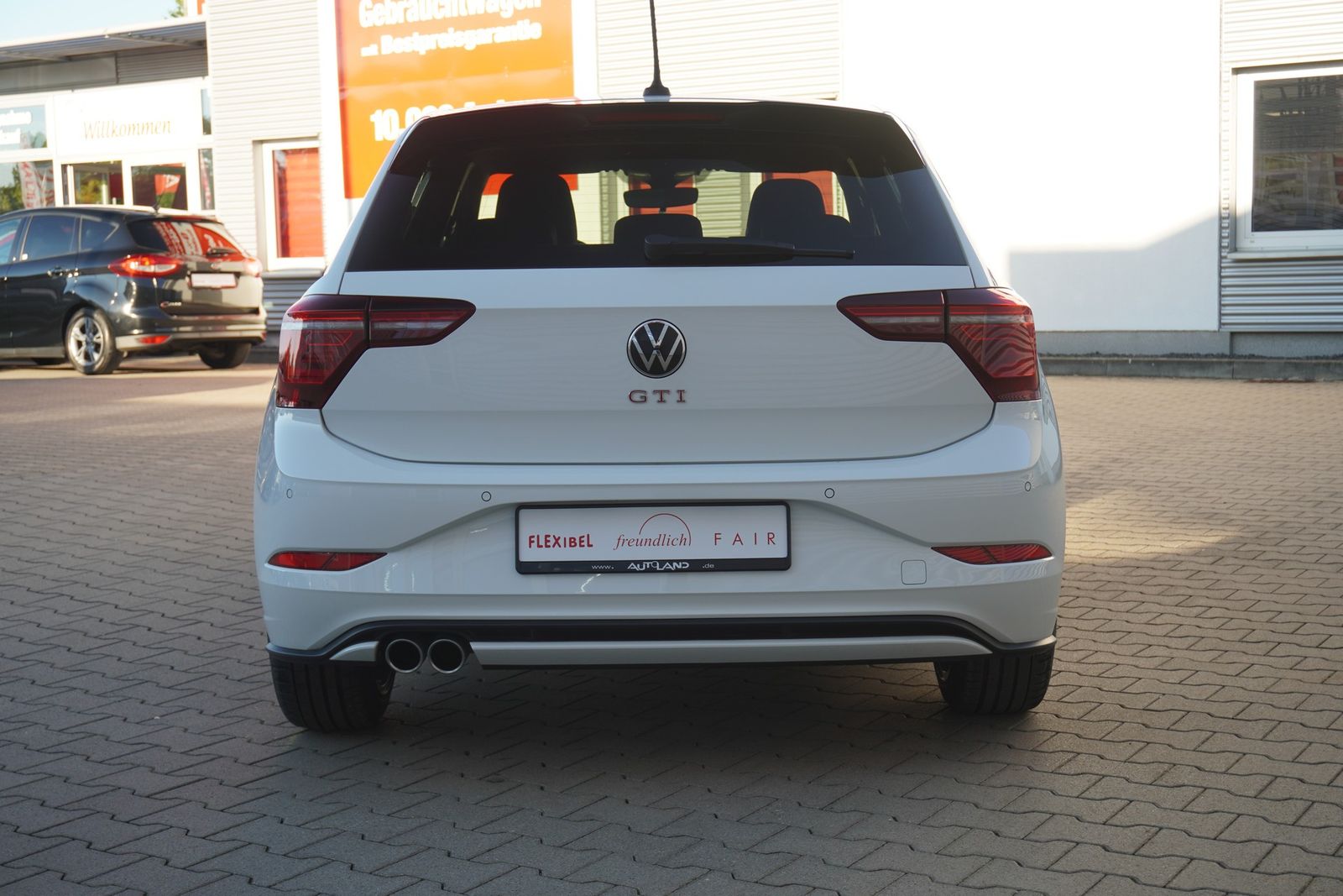 Volkswagen Polo 2024 г. Белый, пробег 40871 км