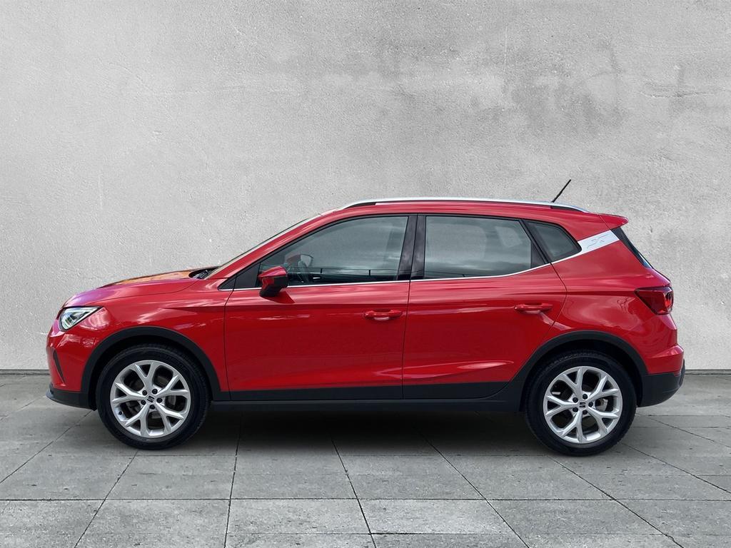 SEAT Arona 2023 г. Красный, пробег 45650 км