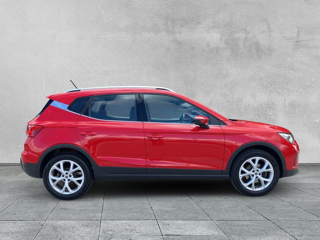SEAT Arona 2023 г. Красный, пробег 45650 км