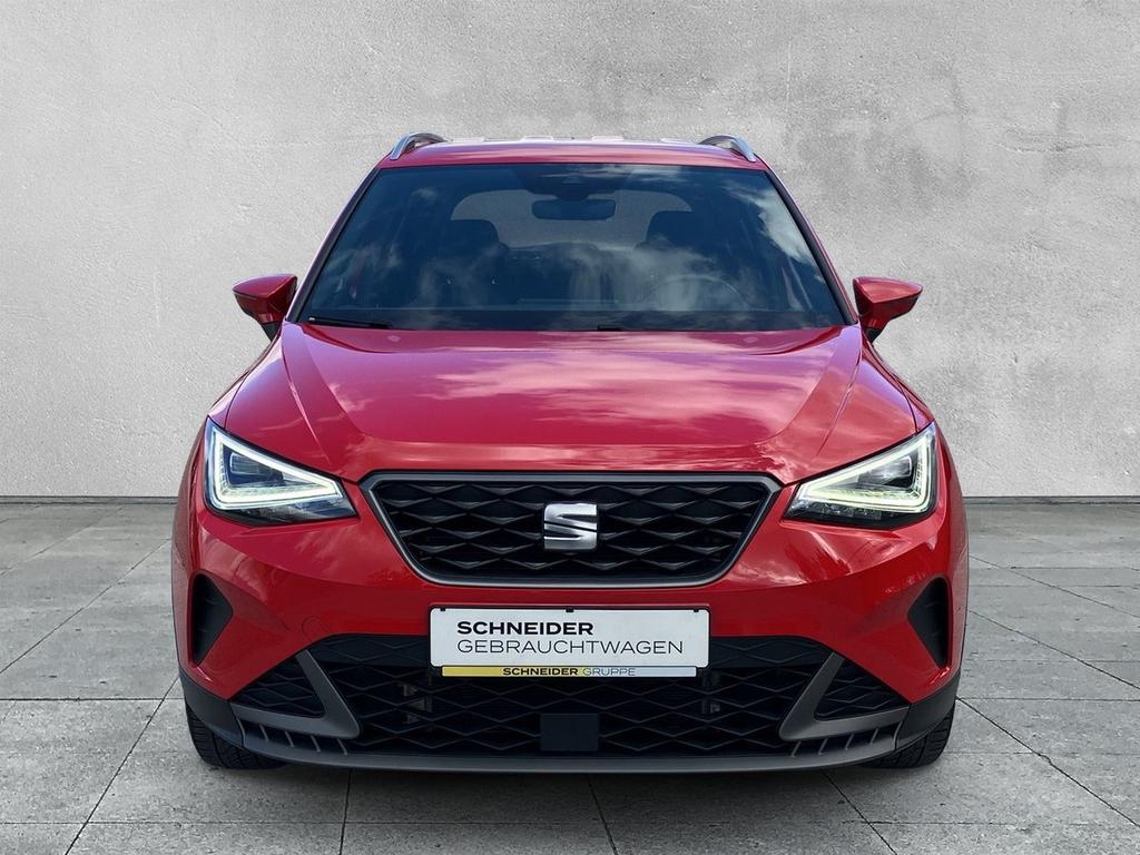 SEAT Arona 2023 г. Красный, пробег 45650 км