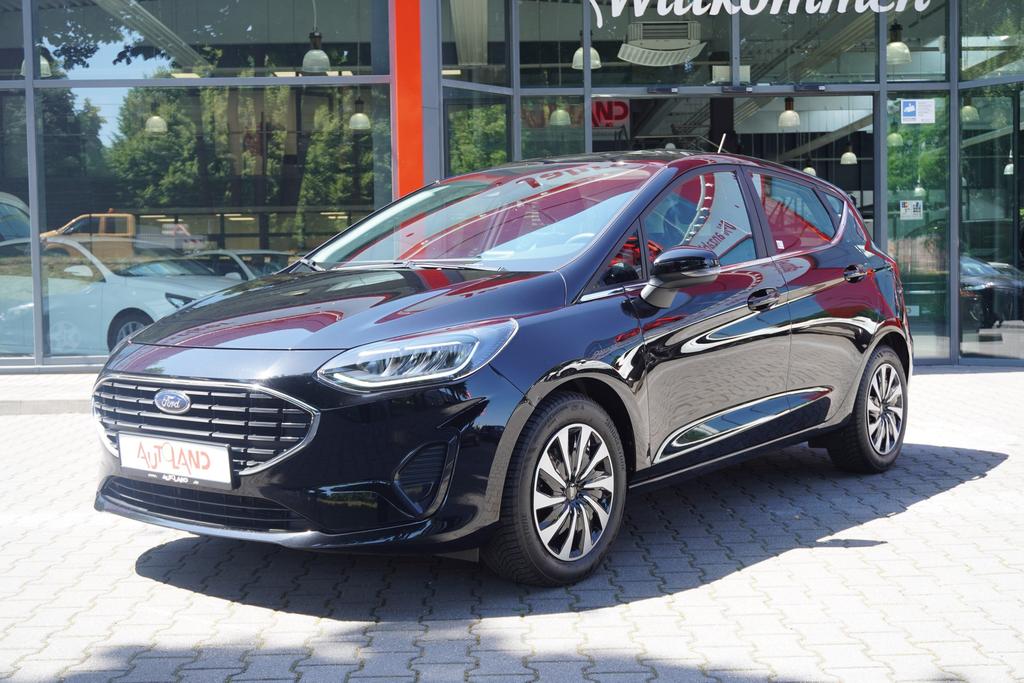 Ford Fiesta 2023 г. Чёрный, пробег 39671 км