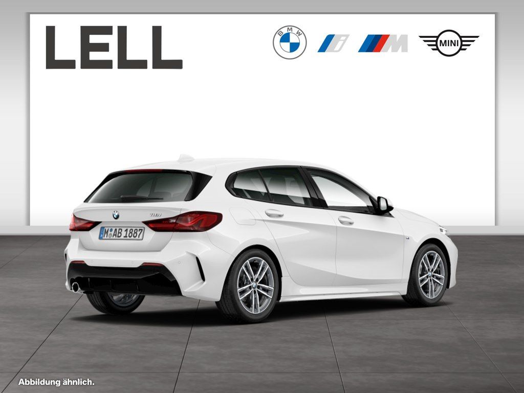 BMW 118 2022 г. Белый, пробег 55689 км