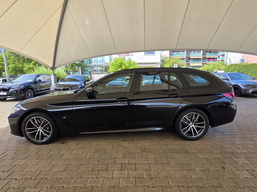 BMW 530 2021 г. Чёрный, пробег 59755 км