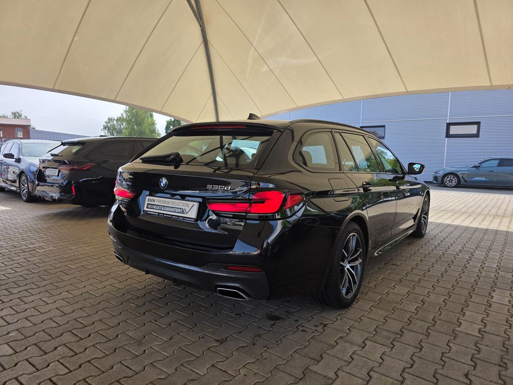 BMW 530 2021 г. Чёрный, пробег 59755 км