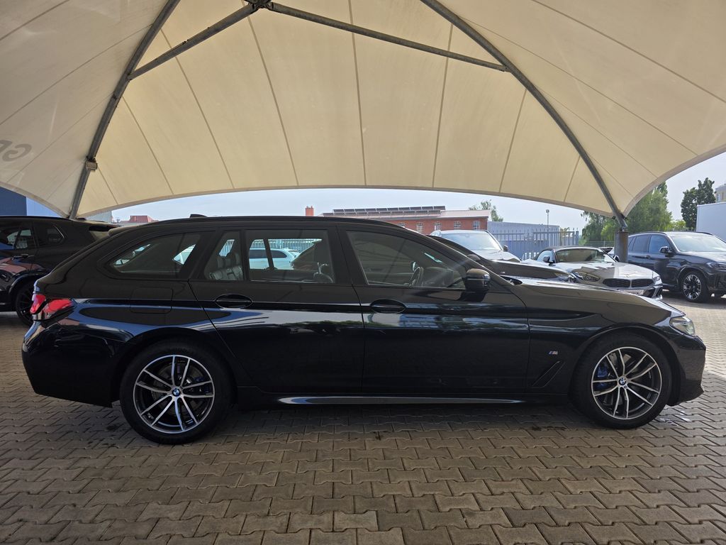 BMW 530 2021 г. Чёрный, пробег 59755 км