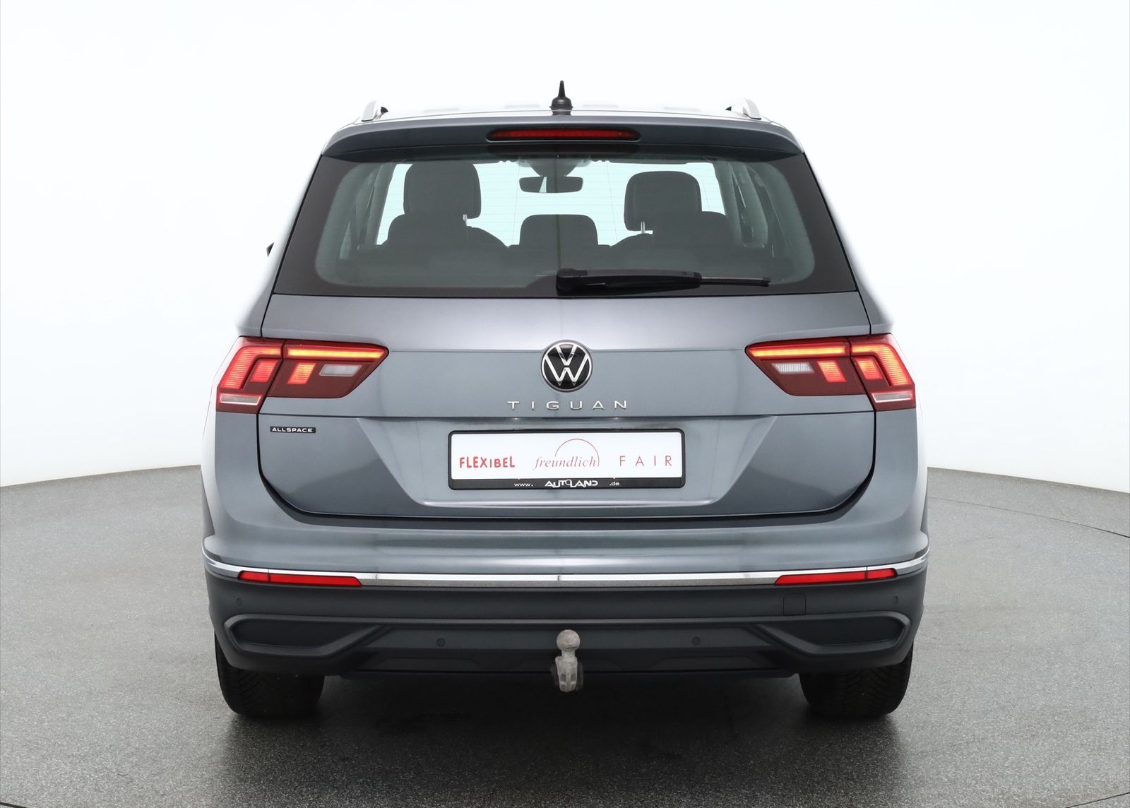 Volkswagen TIGUAN ALLSPACE 2025 г. Серый, пробег 33642 км