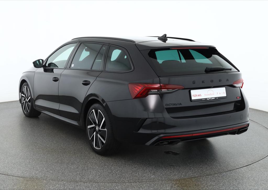 Skoda Octavia 2023 г. Чёрный, пробег 48613 км