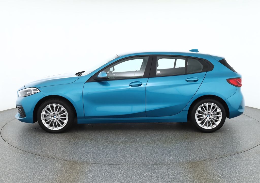 BMW 118 2024 г. Синий, пробег 35615 км