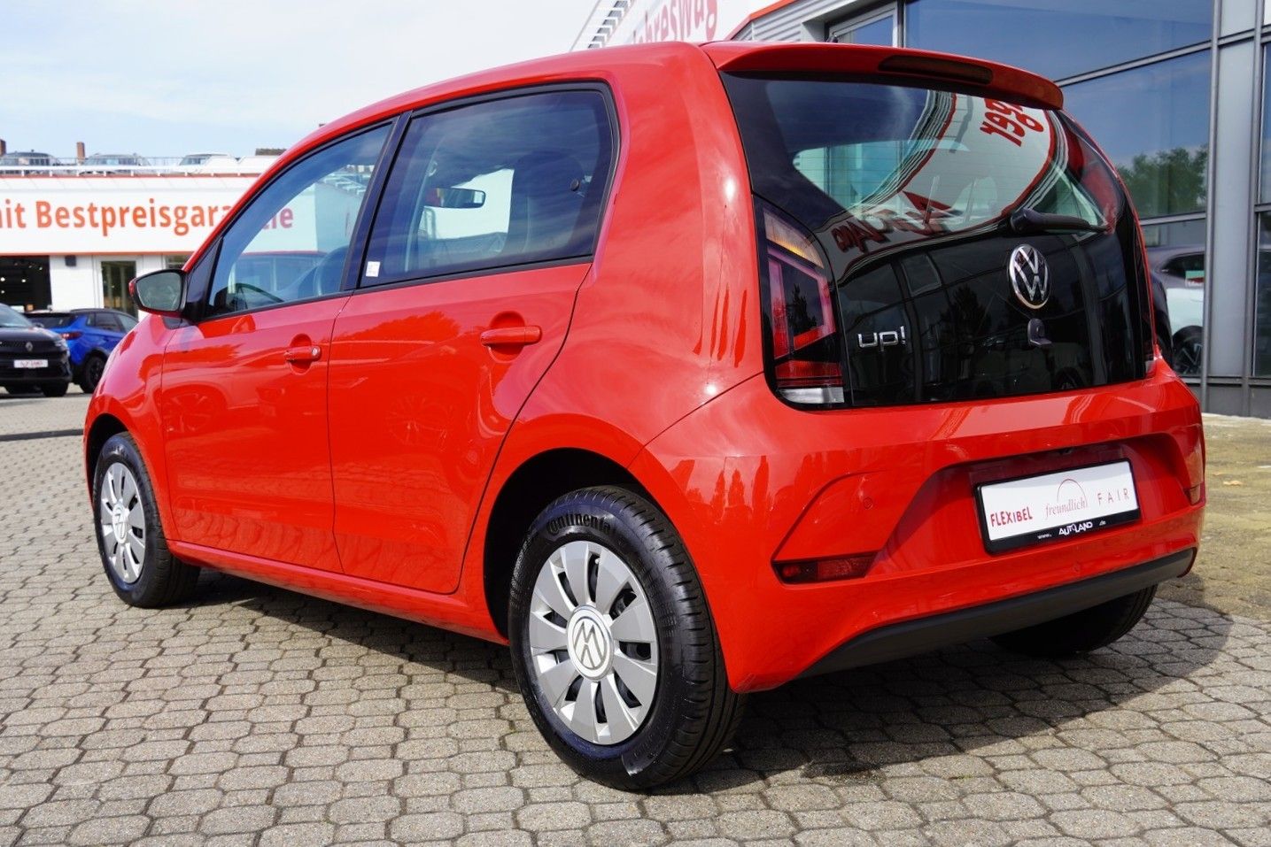 Volkswagen up! 2023 г. Красный, пробег 24793 км