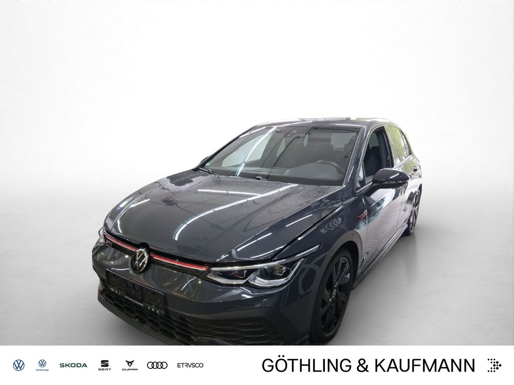Volkswagen Golf 2023 г. Серый, пробег 25285 км