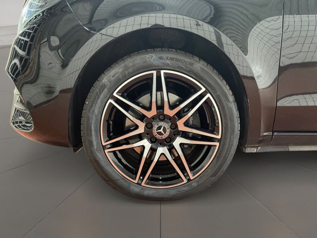 Mercedes-Benz V 250 2023 г. Чёрный, пробег 59000 км