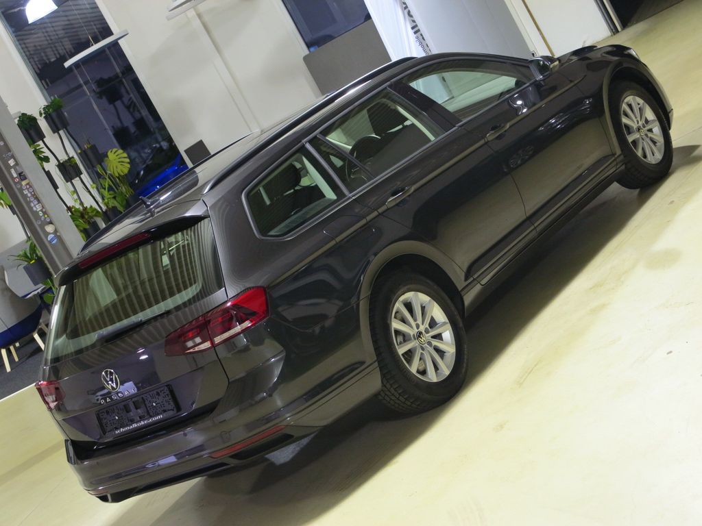 Volkswagen PASSAT VARIANT 2023 г. Серый, пробег 58800 км