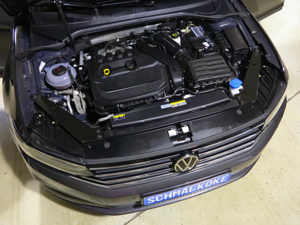 Volkswagen PASSAT VARIANT 2023 г. Серый, пробег 58800 км