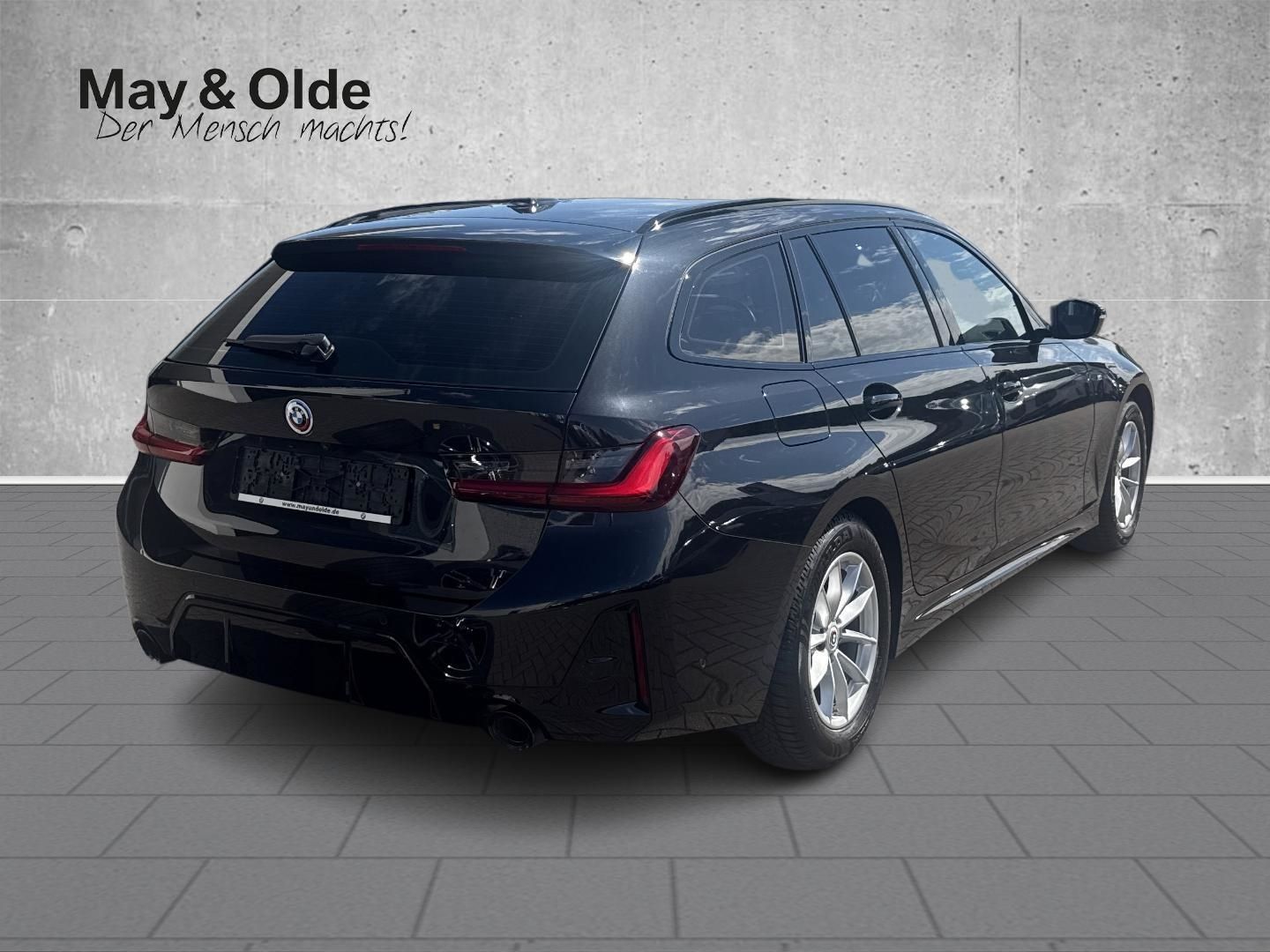 BMW 320 2023 г. Чёрный, пробег 49073 км