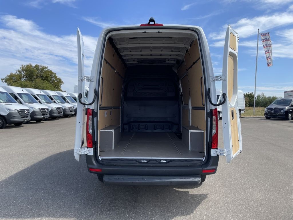 Mercedes-Benz SPRINTER 2025 г. Белый, пробег 48466 км