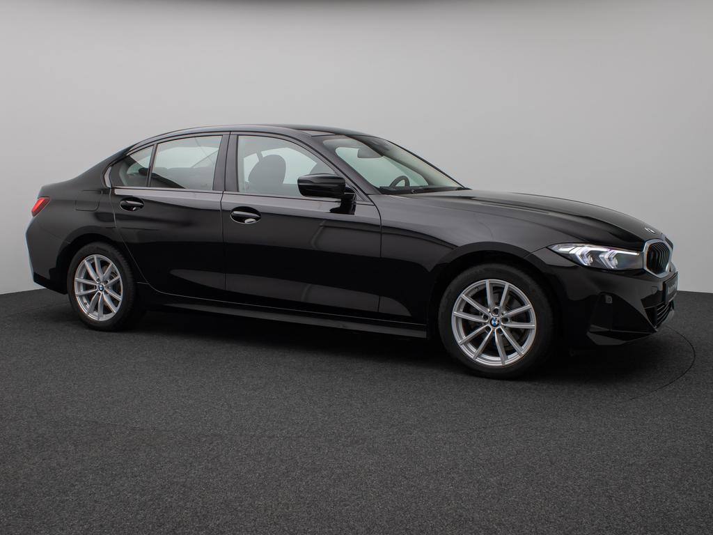 BMW 318 2024 г. Чёрный, пробег 38625 км