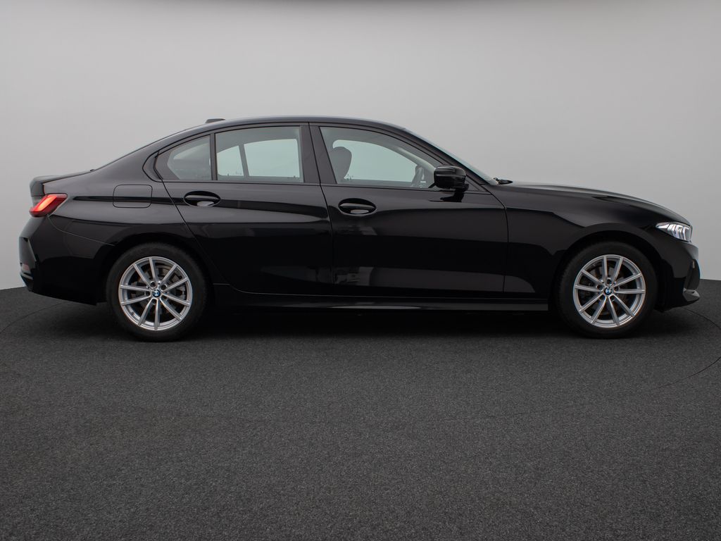 BMW 318 2024 г. Чёрный, пробег 38625 км