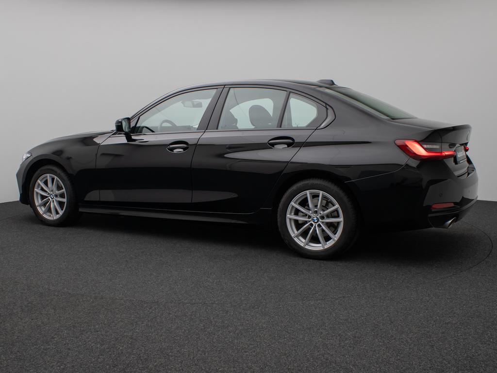 BMW 318 2024 г. Чёрный, пробег 38625 км