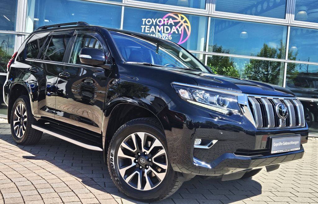 Toyota Land Cruiser 2024 г. Чёрный, пробег 44500 км