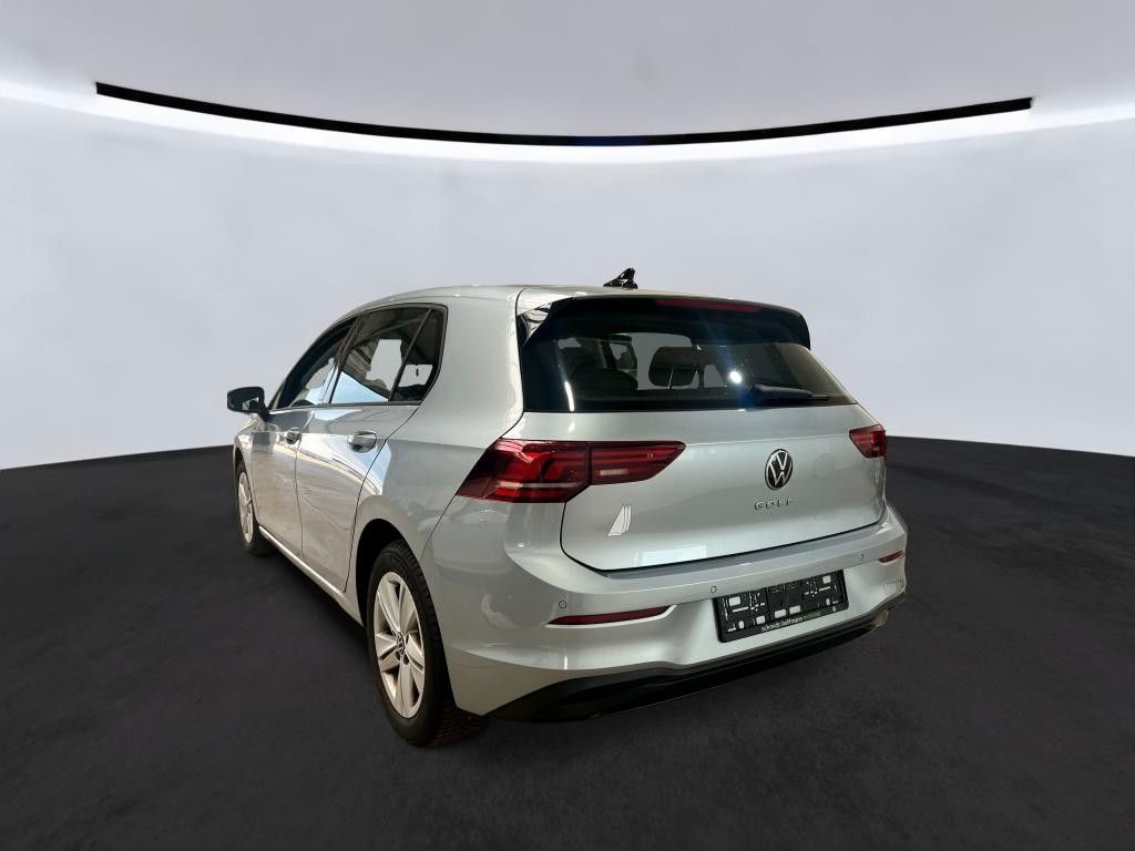 Volkswagen Golf 2024 г. Серебристый, пробег 31135 км