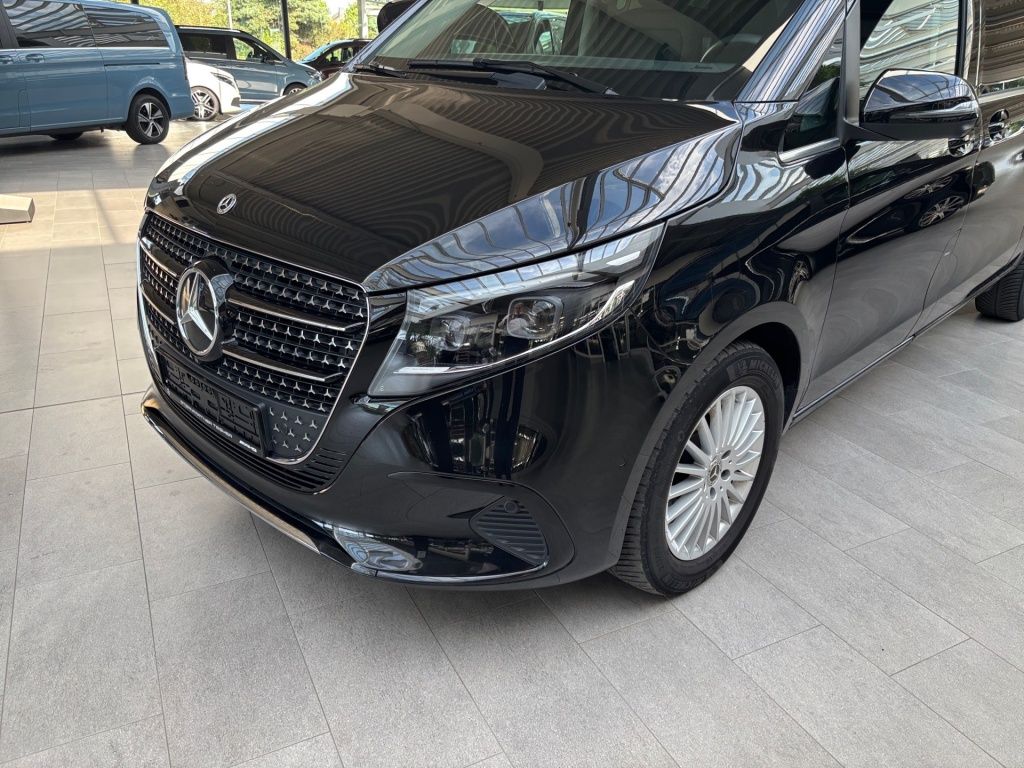 Mercedes-Benz V 300 2025 г. Чёрный, пробег 53192 км