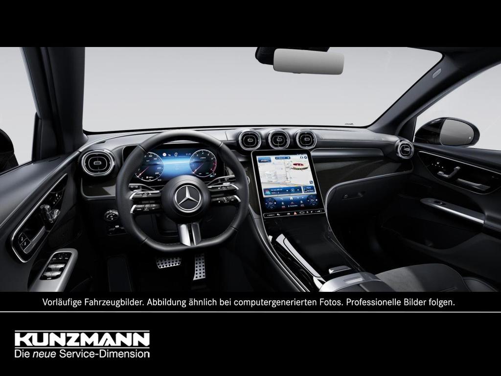 Mercedes-Benz GLC 200 2026 г. Чёрный, пробег 15000 км