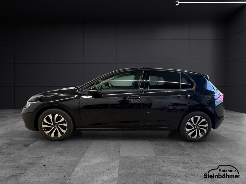 Volkswagen Golf 2023 г. Чёрный, пробег 54 км