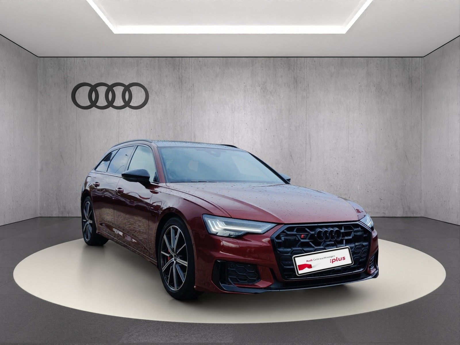 Audi S6 2024 г. Красный, пробег 56800 км