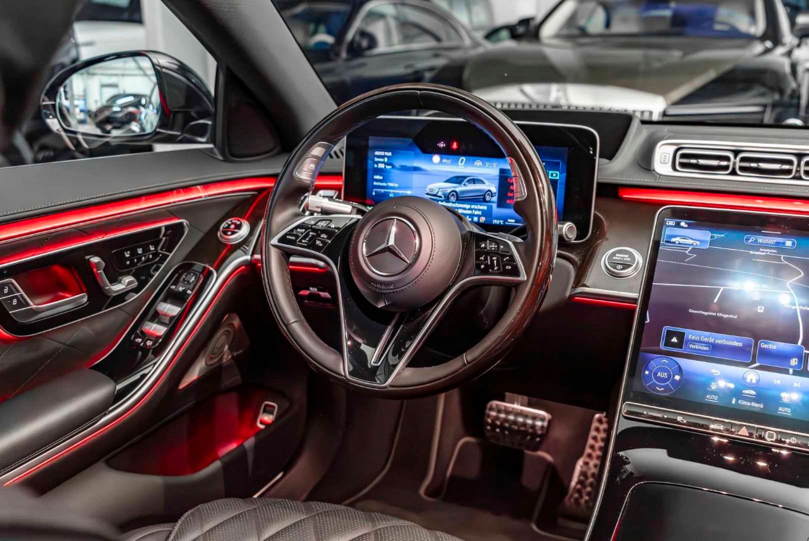 Mercedes-Benz S 450 2025 г. Чёрный, пробег 22711 км